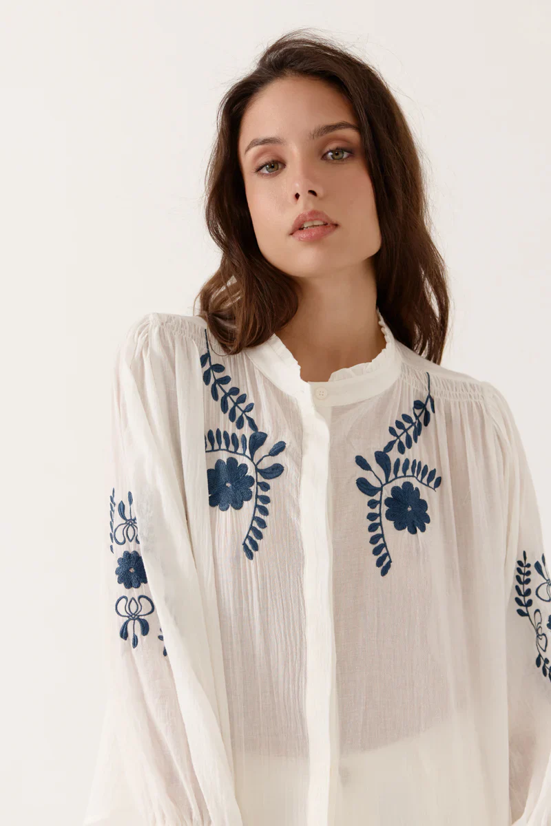 Artlove Auralie Embroidered Shirt - Image 3