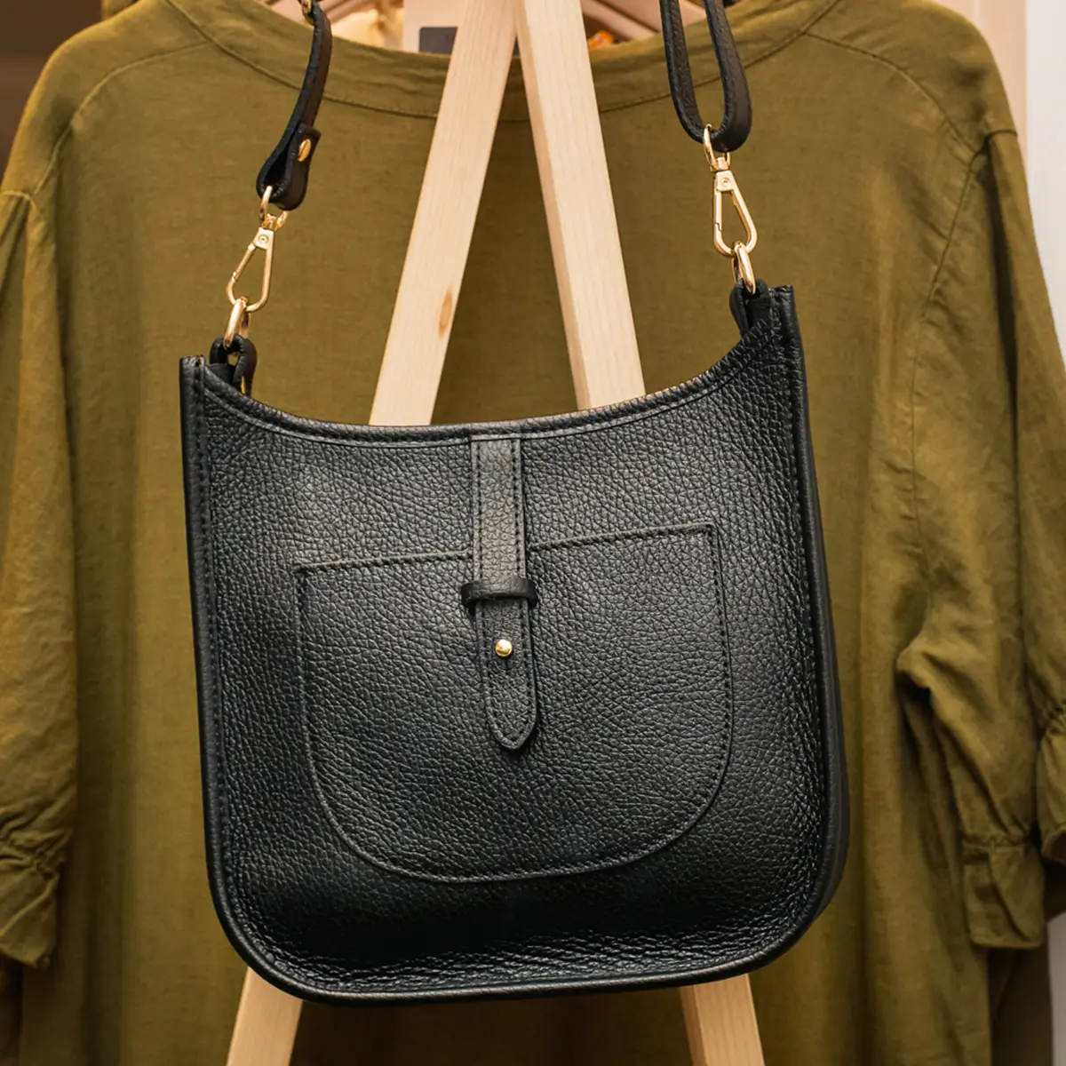 Cherry Paris Sienna Bag Black - Image 7
