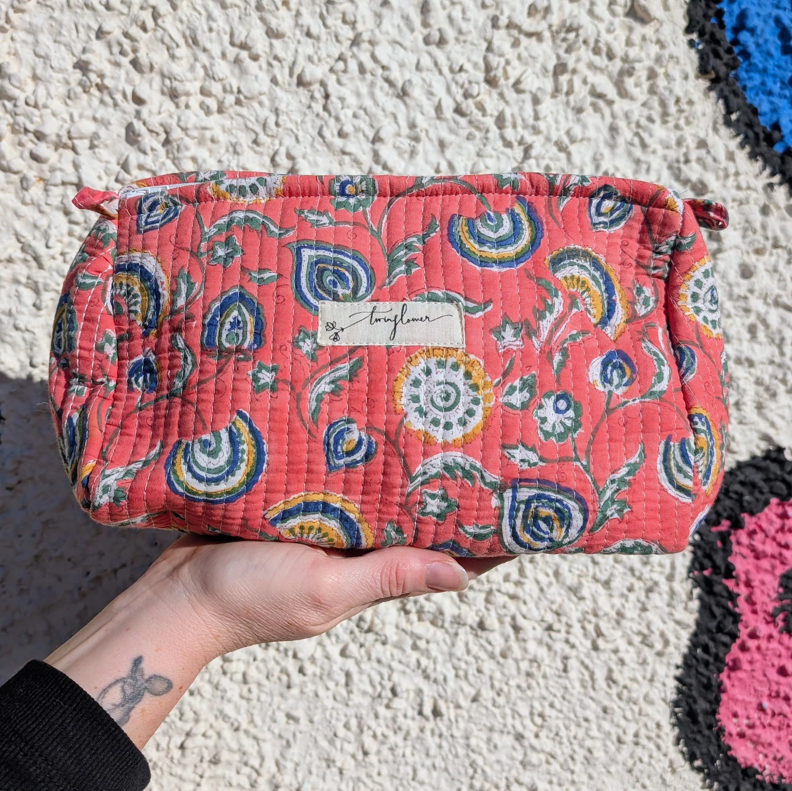Fan Flower Pink Block Print Quilted Large Washbag - Image 3