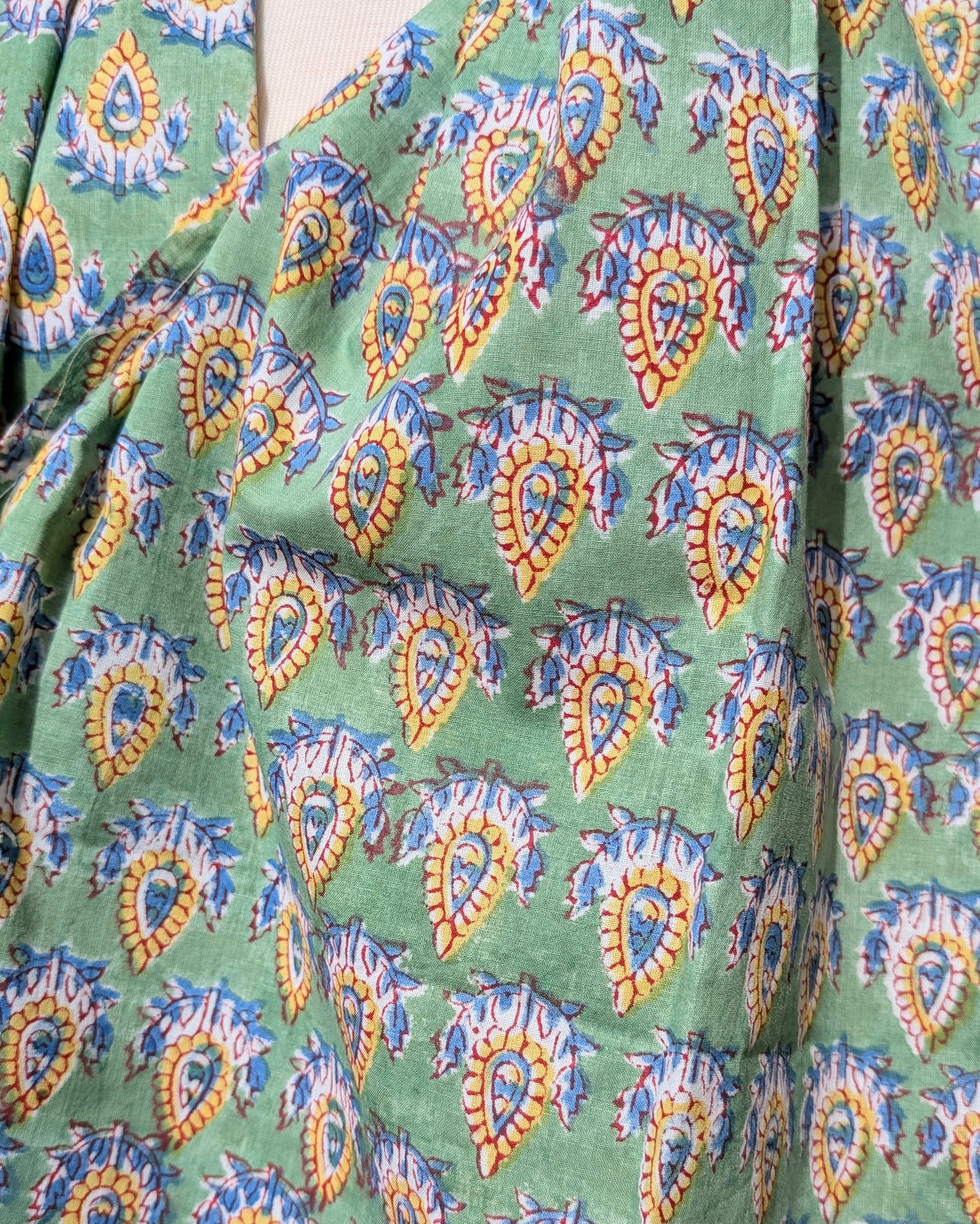 Green & Yellow Pattern Block Print Scarf - Image 2