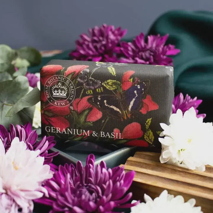 Kew Gardens Geranium & Basil Soap - Image 2