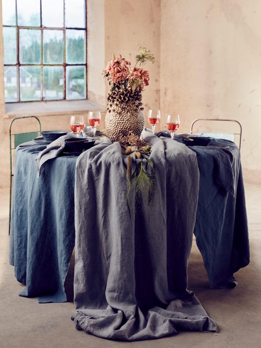 Lovely Linen Lovely Tablecloth Dusty Blue - Image 3
