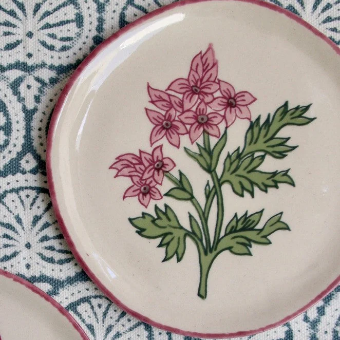 Rozablue Little Plate Floral Block Print - Image 5
