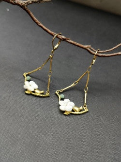 Swinging Branch Earrings with Pearl Flower