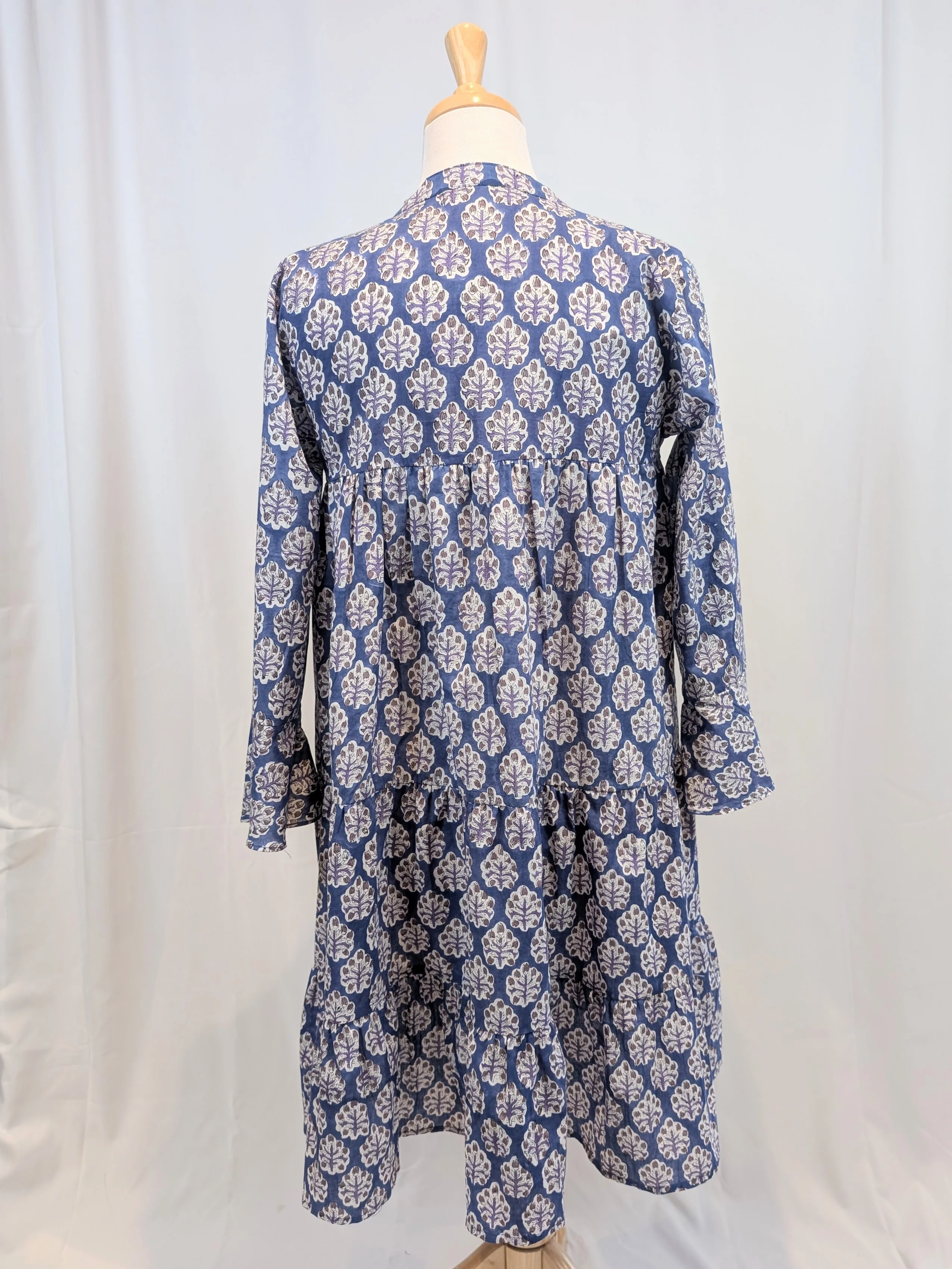 Twinflower Sofia Cotton Swing Dress in Navy Repeat - Image 2